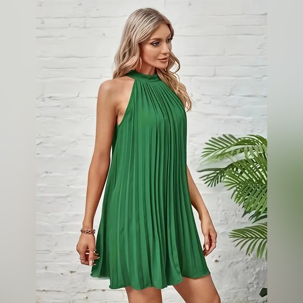 Green Pleated Halter Sundress for Cocktail - Picture 3 of 4